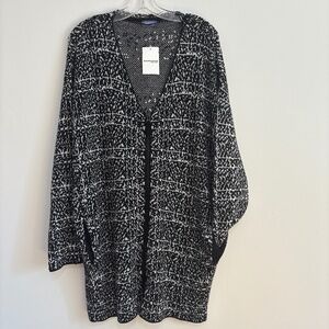 Samoon black and white V neck cardi sweater